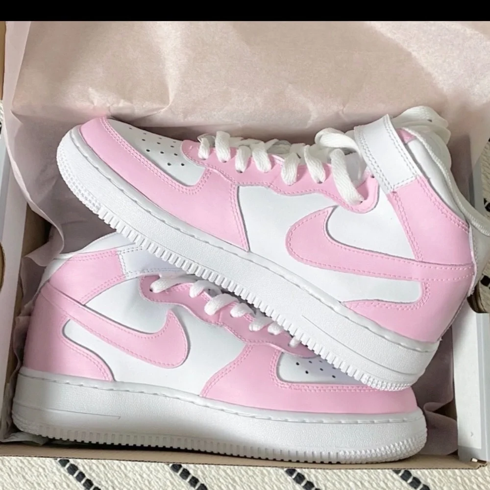 Nike Pink Mids Rare Air Force 1s - Picture 2 of 3
